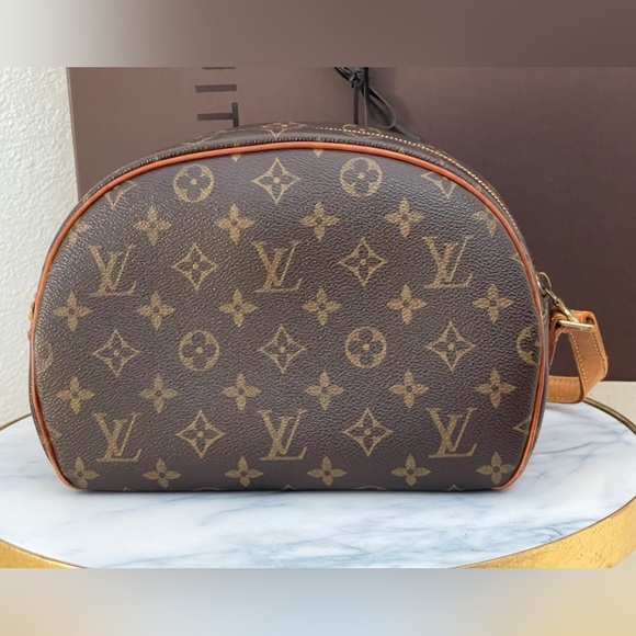 LOUIS VUITTON Monogram Blois Crossbody/Shoulder Bag - Picture 3 of 15